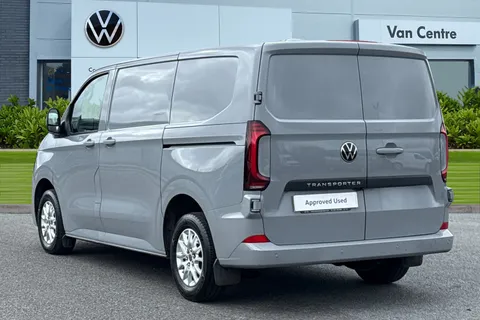 DG75BXS Volkswagen Transporter 2.0 TDI 110 Commerce Pro Van Thumbnail #3