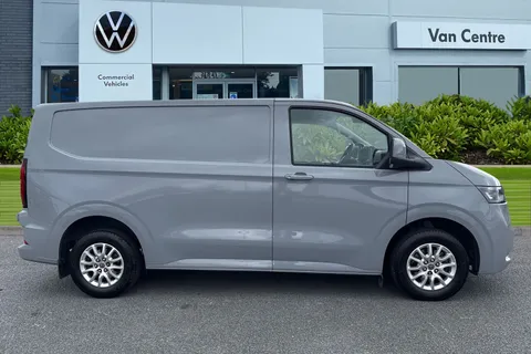 DG75BXS Volkswagen Transporter 2.0 TDI 110 Commerce Pro Van Thumbnail #4