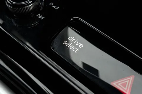 KJ25GYB Audi Q6 E-Tron Q6 SUV S line e-tron 185,00 kW Thumbnail #50