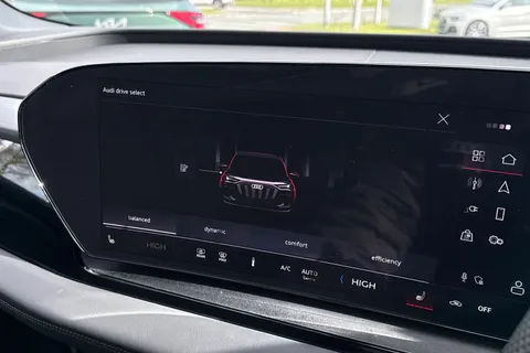 KJ25GYB Audi Q6 E-Tron Q6 SUV S line e-tron 185,00 kW Thumbnail #51