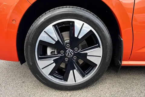 11 of 63 for Volkswagen California 1.5 eHybrid 245ps 4Motion DSG