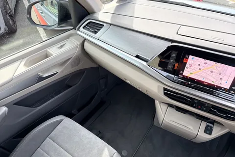 19 of 63 for Volkswagen California 1.5 eHybrid 245ps 4Motion DSG