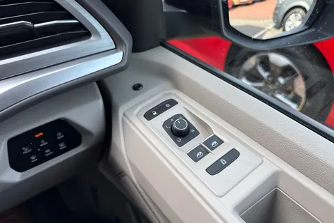 20 of 63 for Volkswagen California 1.5 eHybrid 245ps 4Motion DSG