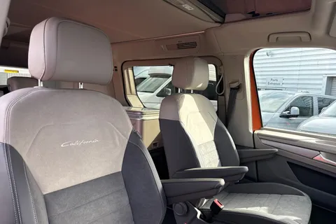 23 of 63 for Volkswagen California 1.5 eHybrid 245ps 4Motion DSG