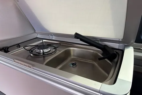 38 of 63 for Volkswagen California 1.5 eHybrid 245ps 4Motion DSG