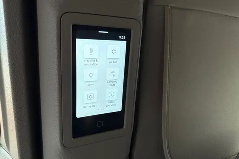 41 of 63 for Volkswagen California 1.5 eHybrid 245ps 4Motion DSG