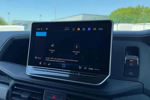 KY25PFZ Volkswagen Crafter 2.0 TDI 140PS Commerce High Roof Van Thumbnail #47