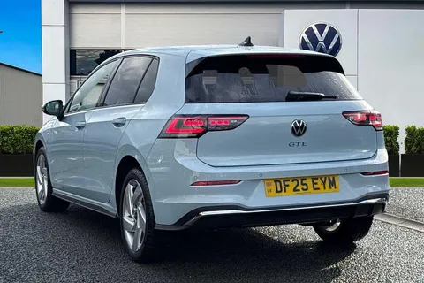 DF25EYM Volkswagen Golf 1.5 TSI 272 GTE eHybrid 5dr DSG Thumbnail #4