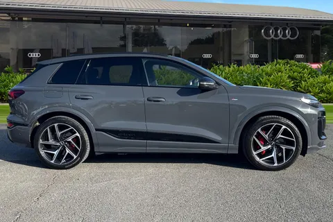 PJ75EAA Audi Q6 E-Tron Q6 SUV Edition 1 e-tron quattro 285,00 kW Thumbnail #4