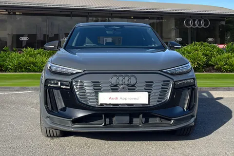 PJ75EAA Audi Q6 E-Tron Q6 SUV Edition 1 e-tron quattro 285,00 kW Thumbnail #6