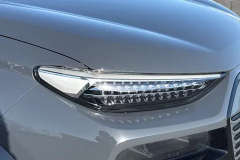 PJ75EAA Audi Q6 E-Tron Q6 SUV Edition 1 e-tron quattro 285,00 kW Thumbnail #9