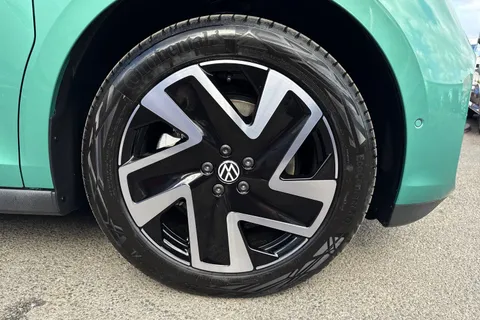 9 of 63 for Volkswagen 210kW Style Pro SWB 79kWh 5dr Auto 5 Seat