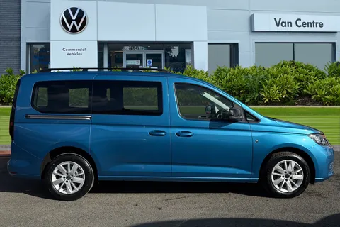 3 of 63 for Volkswagen Caddy Maxi 2.0 TDI 122 Life 5dr DSG 7 Seats