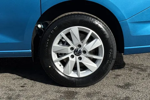 12 of 63 for Volkswagen Caddy Maxi 2.0 TDI 122 Life 5dr DSG 7 Seats