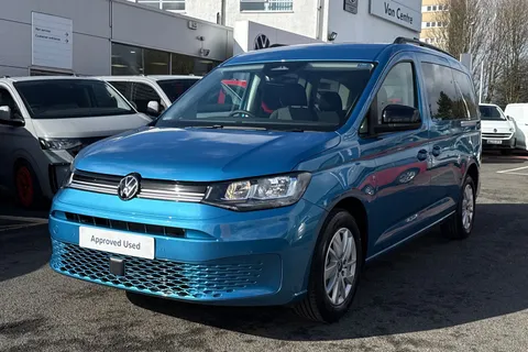 24 of 63 for Volkswagen Caddy Maxi 2.0 TDI 122 Life 5dr DSG 7 Seats