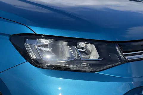 27 of 63 for Volkswagen Caddy Maxi 2.0 TDI 122 Life 5dr DSG 7 Seats