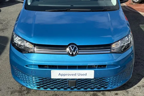 31 of 63 for Volkswagen Caddy Maxi 2.0 TDI 122 Life 5dr DSG 7 Seats