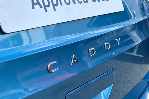 37 of 63 for Volkswagen Caddy Maxi 2.0 TDI 122 Life 5dr DSG 7 Seats