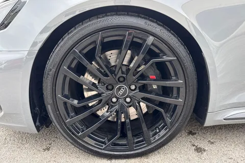 12 of 65 for Audi RS 4 Avant 2.9 TFSI V6 Carbon Black Tiptronic quattro Euro 6 (s/s) 5dr