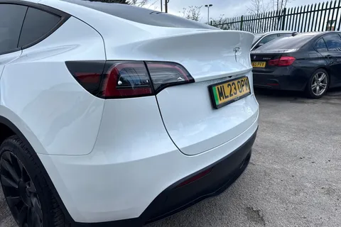 ML23OPM Tesla Model Y (Dual Motor) Long Range Auto 4WDE 5dr Thumbnail #8