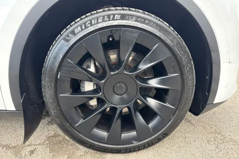 ML23OPM Tesla Model Y (Dual Motor) Long Range Auto 4WDE 5dr Thumbnail #10