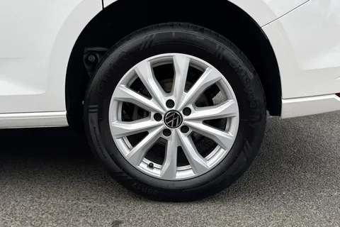 BW25AVV Volkswagen Caddy 2.0 TDI 122PS Commerce Pro Van DSG Thumbnail #12