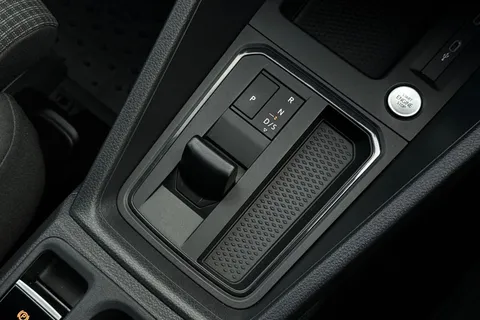 BW25AVV Volkswagen Caddy 2.0 TDI 122PS Commerce Pro Van DSG Thumbnail #22