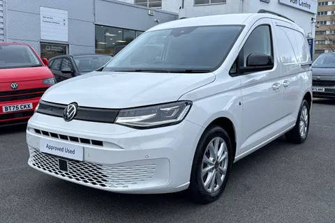 BW25AVV Volkswagen Caddy 2.0 TDI 122PS Commerce Pro Van DSG Thumbnail #24