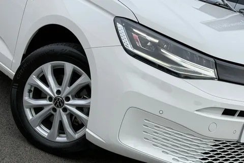 BW25AVV Volkswagen Caddy 2.0 TDI 122PS Commerce Pro Van DSG Thumbnail #28