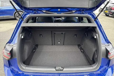 DA25CWX Volkswagen Golf 2.0 TSI 333 R 4Motion 5dr DSG Thumbnail #10