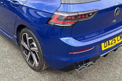 DA25CWX Volkswagen Golf 2.0 TSI 333 R 4Motion 5dr DSG Thumbnail #16