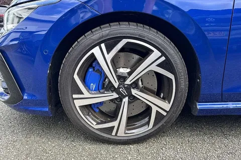 DA25CWX Volkswagen Golf 2.0 TSI 333 R 4Motion 5dr DSG Thumbnail #24