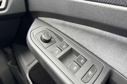 DA25CWX Volkswagen Golf 2.0 TSI 333 R 4Motion 5dr DSG Thumbnail #25