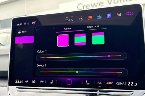 DA25CWX Volkswagen Golf 2.0 TSI 333 R 4Motion 5dr DSG Thumbnail #32