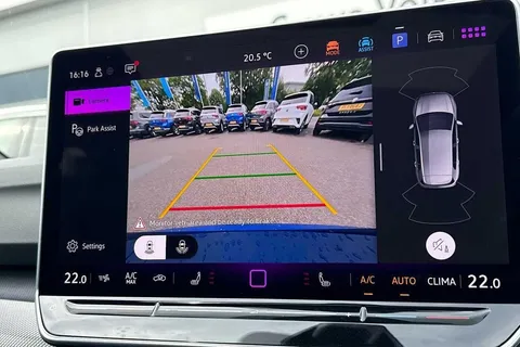 DA25CWX Volkswagen Golf 2.0 TSI 333 R 4Motion 5dr DSG Thumbnail #36