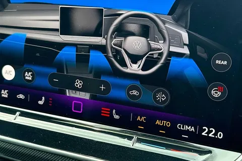 DA25CWX Volkswagen Golf 2.0 TSI 333 R 4Motion 5dr DSG Thumbnail #38