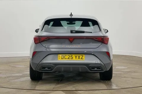 DC25YXZ CUPRA Leon 1.5 eTSI 150 V2 5dr DSG Thumbnail #3