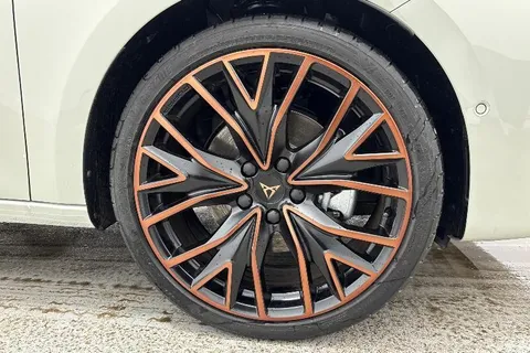 KT75RZS CUPRA Leon 1.5 eTSI V3 DSG Euro 6 (s/s) 5dr Thumbnail #7