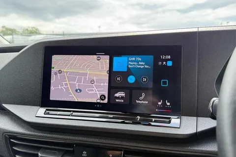 DG75BWJ Volkswagen Caddy 2.0 TDI 102PS Commerce Pro Van [Tech Pack] Thumbnail #11