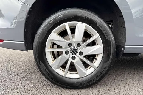 DG75BWJ Volkswagen Caddy 2.0 TDI 102PS Commerce Pro Van [Tech Pack] Thumbnail #21