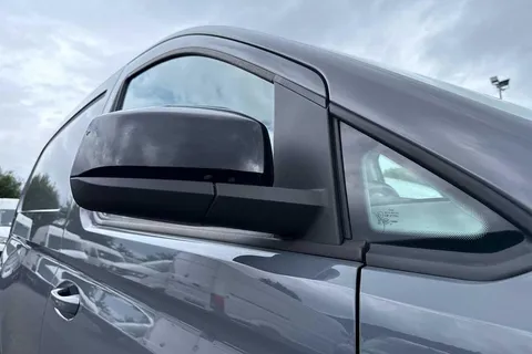 DG75BWJ Volkswagen Caddy 2.0 TDI 102PS Commerce Pro Van [Tech Pack] Thumbnail #25