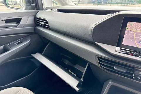 DG75BWJ Volkswagen Caddy 2.0 TDI 102PS Commerce Pro Van [Tech Pack] Thumbnail #47