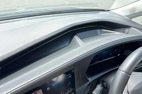 DG75BWJ Volkswagen Caddy 2.0 TDI 102PS Commerce Pro Van [Tech Pack] Thumbnail #48