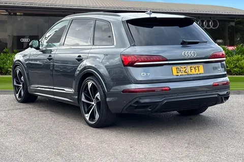 DG21FYT Audi Q7 Black Edition 50 TDI quattro 286 PS tiptronic Thumbnail #3