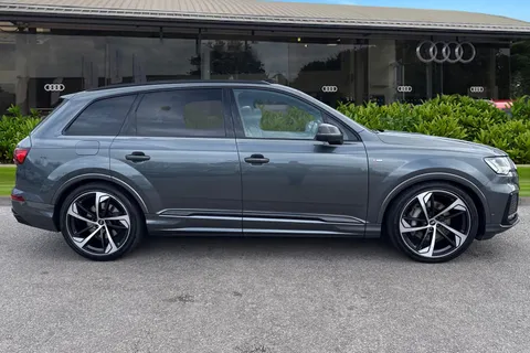 DG21FYT Audi Q7 Black Edition 50 TDI quattro 286 PS tiptronic Thumbnail #4