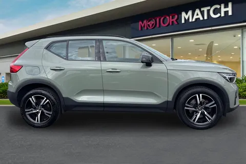 DS72XJT Volvo Xc40 2.0 B3 MHEV Plus Dark DCT Auto Euro 6 (s/s) 5dr Thumbnail #4