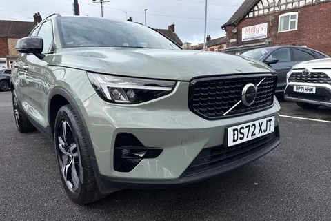 DS72XJT Volvo Xc40 2.0 B3 MHEV Plus Dark DCT Auto Euro 6 (s/s) 5dr Thumbnail #18
