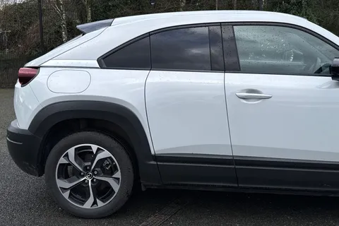 MP24KOH Mazda Mx-30 17.8kWh R-EV Exclusive-Line Auto (s/s) 5dr (Range Extender) Thumbnail #30