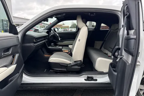 MP24KOH Mazda Mx-30 17.8kWh R-EV Exclusive-Line Auto (s/s) 5dr (Range Extender) Thumbnail #36