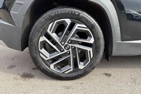 DY74TRZ Hyundai Tucson 1.6 T-GDi 13.8kWh Ultimate Auto 4WD Euro 6 (s/s) 5dr Thumbnail #11
